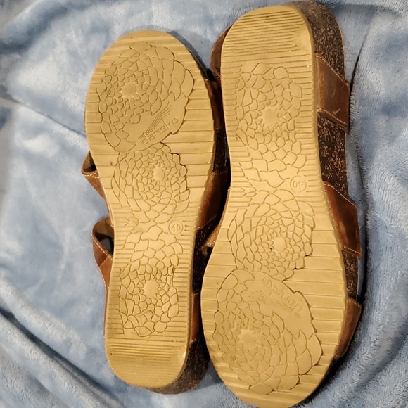 Dansko Savanah brown leather adjustable wedge sandals - Picture 8 of 14